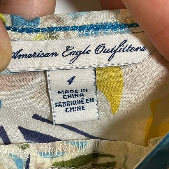 American Eagle Top Yellow Blue Floral V-Neck Empire Backless Sleeveless Sz 4 - Picture 4 of 4